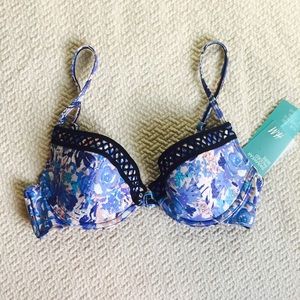 NWT H&M Underwire Swim Top